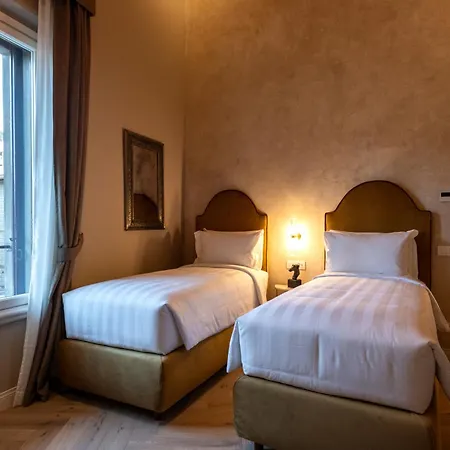 Palazzo Doni By Art * Florencia