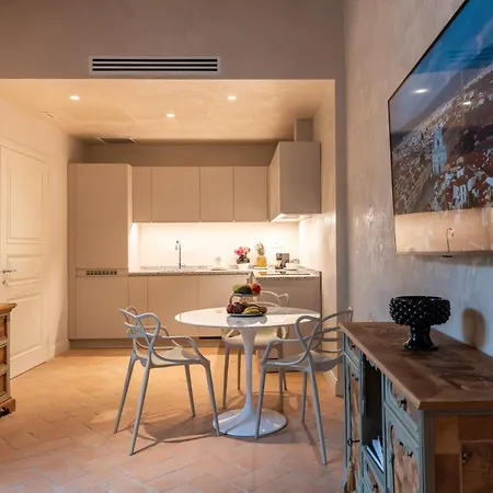 Palazzo Doni By Art Aparthotel 4*